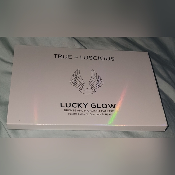 NWT True + Luscious Lucky Glow Bronzer Palette - Picture 5 of 5